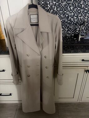 bagatelle Double-Breasted Trench Coat in Light Taupe